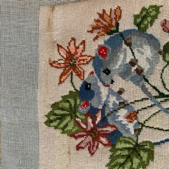 Embroidery - Picture 3 of 6
